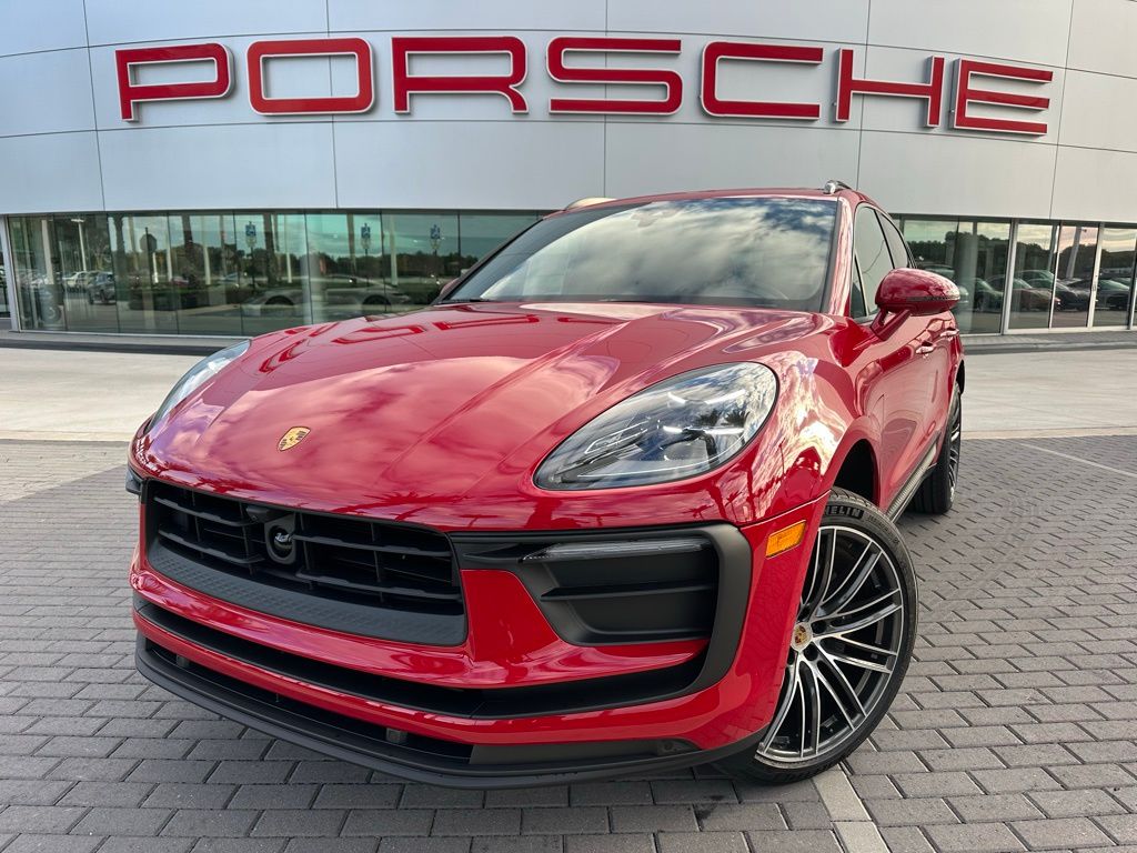 Thumbnail: 2026 Porsche Macan - 1