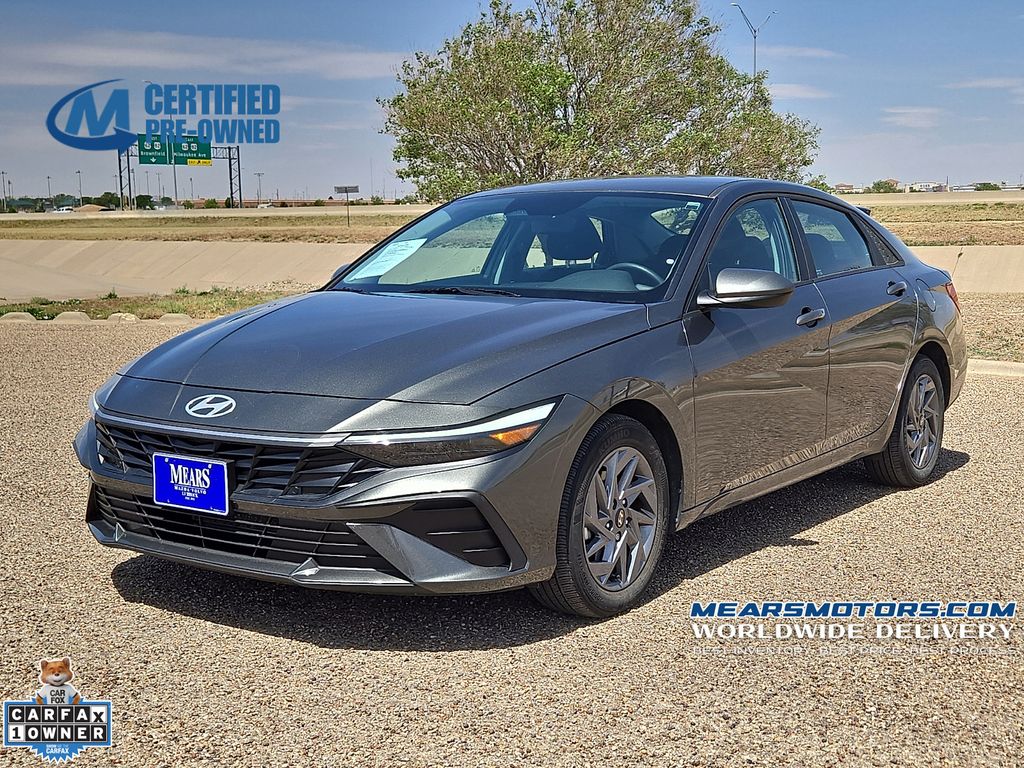 Amazon Gray 2024 Hyundai Elantra SEL FWD Sedan Front-Wheel Drive Continuously Variable Transmission