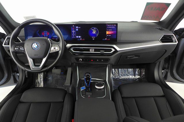 2023 BMW i4 eDrive40 25