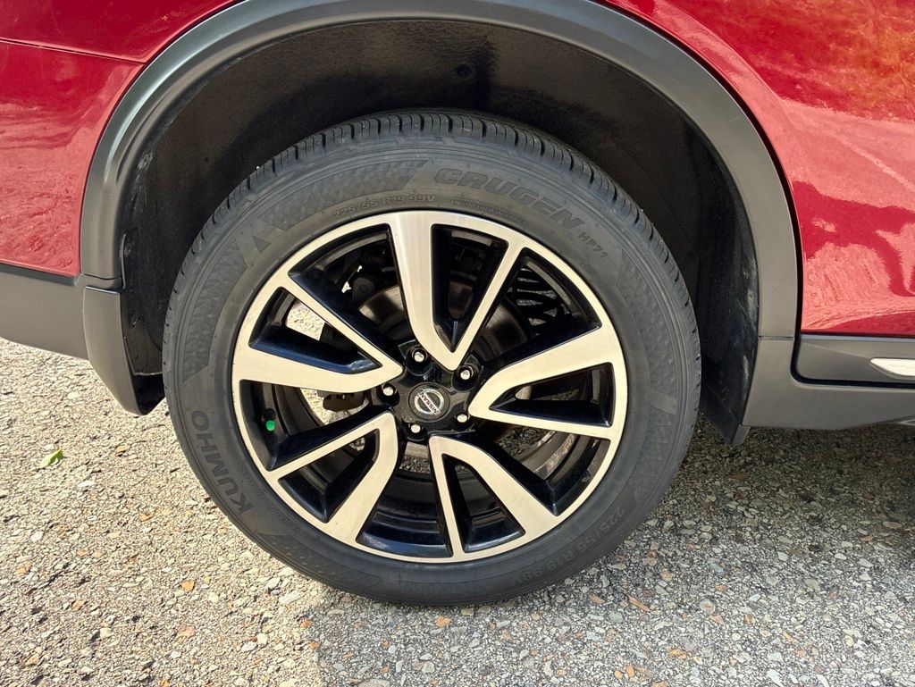 2020 Nissan Rogue SL Red at Subaru and VW of Moon Township