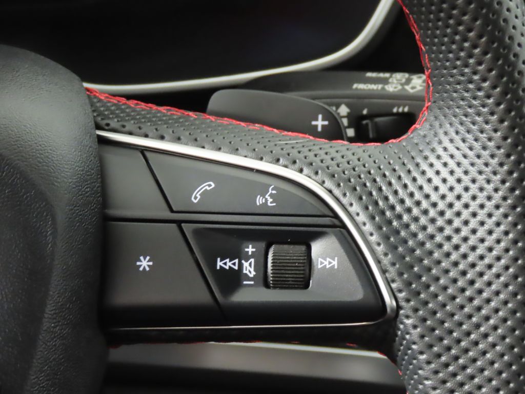 Thumbnail: 2025 Audi Q3 - 19