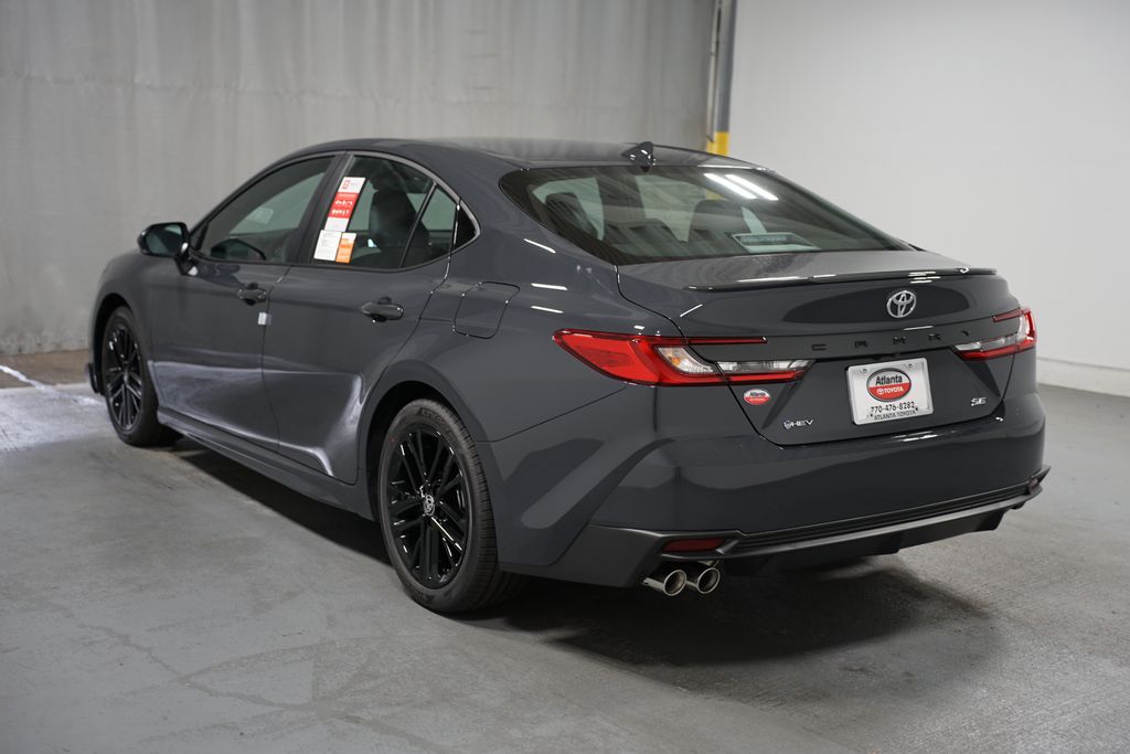 2025 Toyota Camry SE 6
