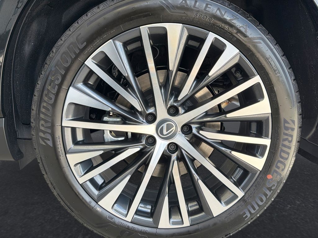 Thumbnail: 2026 Lexus RX - 31