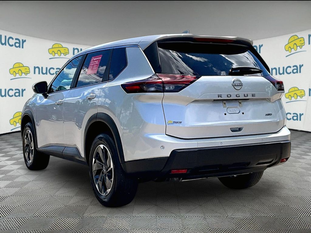 2025 Nissan Rogue — photo 4
