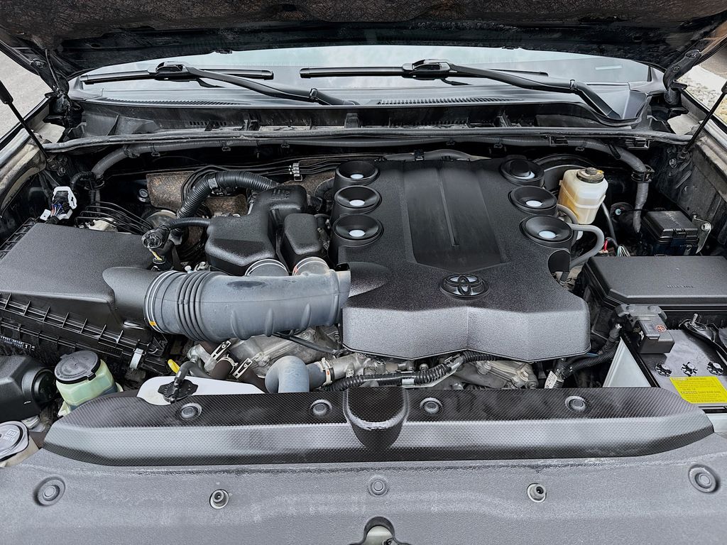 2022 Toyota 4Runner SR5 31