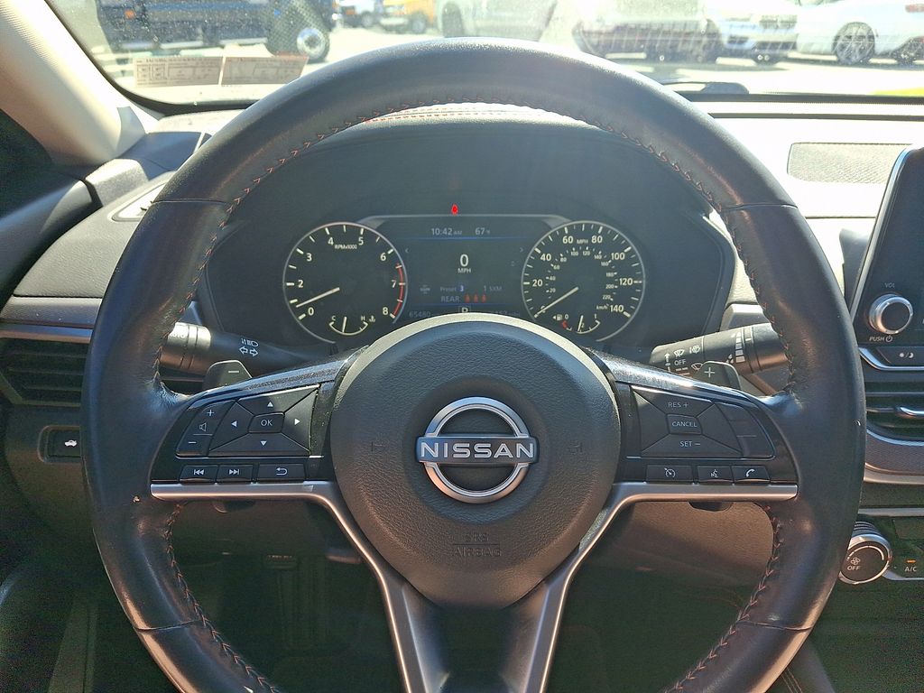 2023 Nissan Altima 2.5 SR Black at South Hills Kia