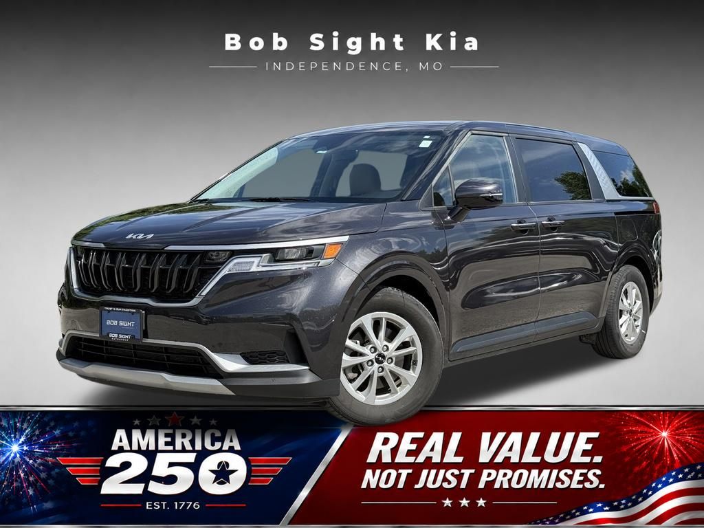 2024 Kia Carnival LX