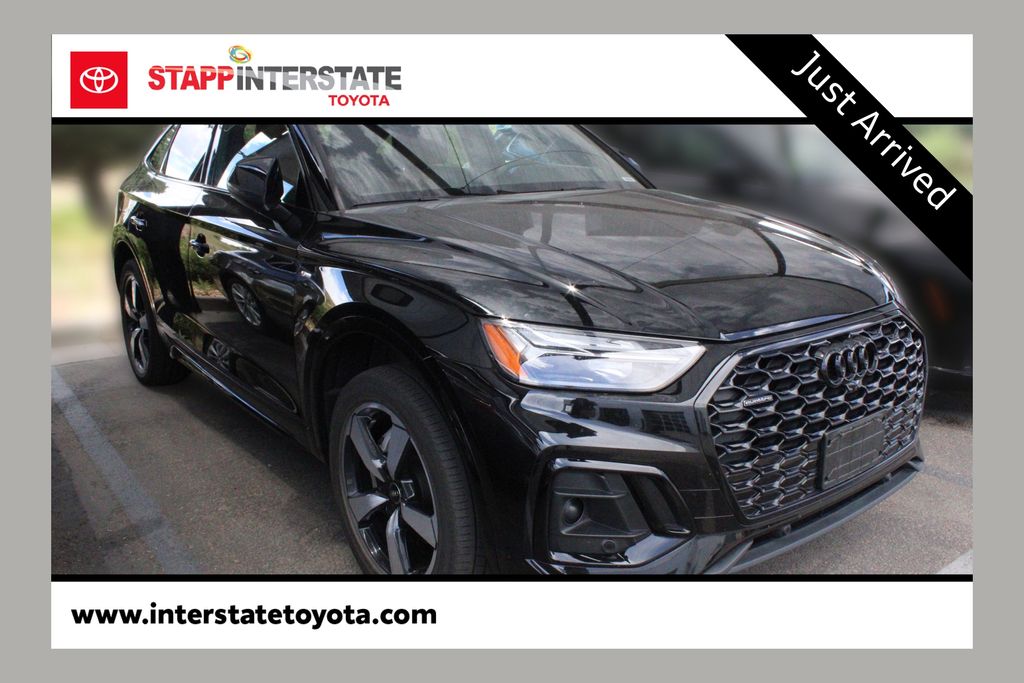 Mythos Black Metallic 2023 Audi Q5 Sportback Sedan All-Wheel Drive 7-Speed Automatic