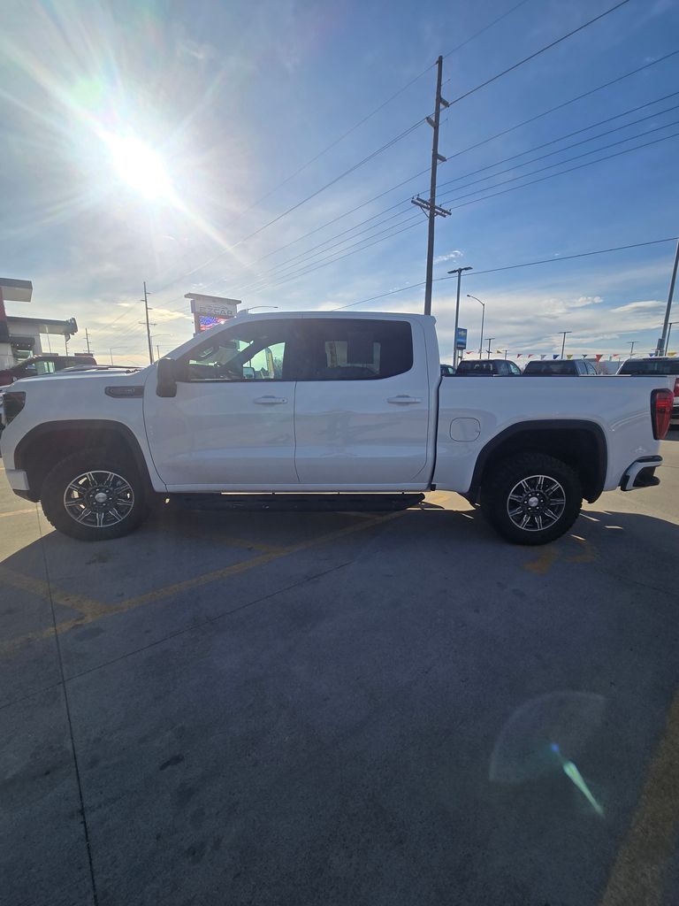 Summit White 2024 GMC Sierra 1500 AT4 Crew Cab 4WD Pickup Truck Four-Wheel Drive Automatic