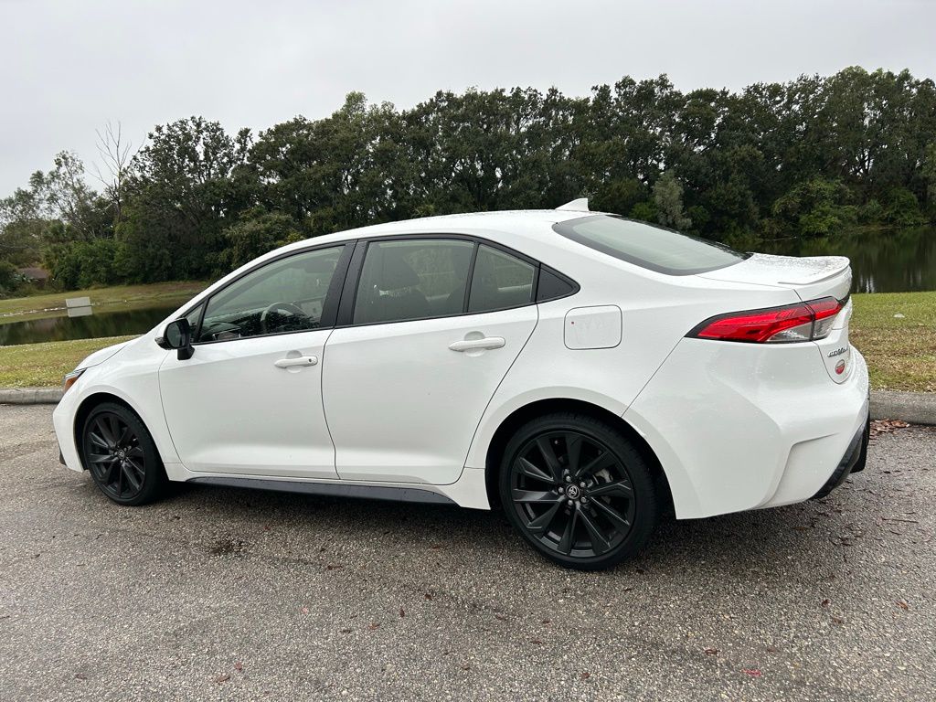 Thumbnail: 2024 Toyota Corolla - 3