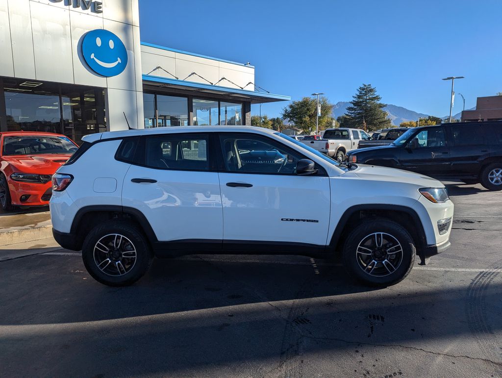 2017 Jeep New Compass Sport 2