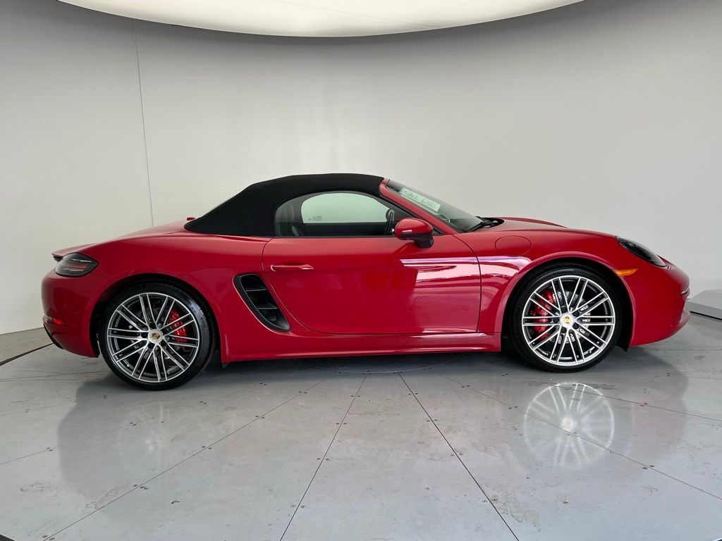 Thumbnail: 2024 Porsche 718 Boxster - 32