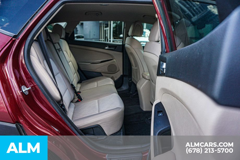 2016 Hyundai Tucson SE photo 18