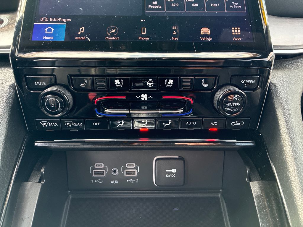 2023 Jeep Grand Cherokee Overland White at South Hills CDJR