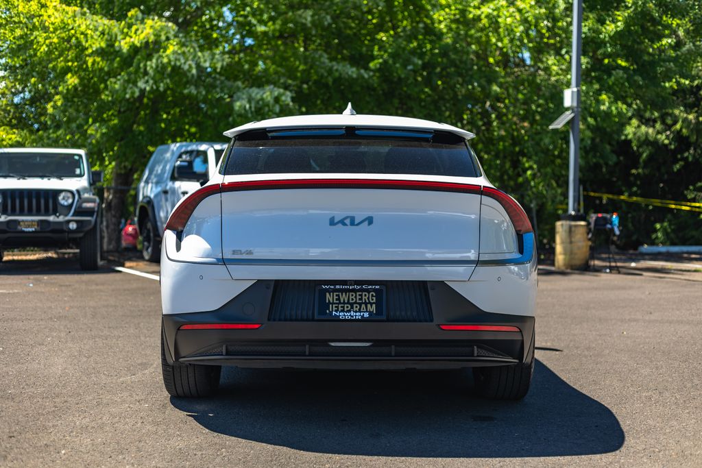 2024 Kia EV6 Light thumbnail 8
