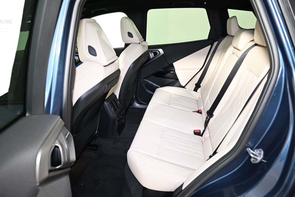 Thumbnail: 2026 BMW X3 - 24