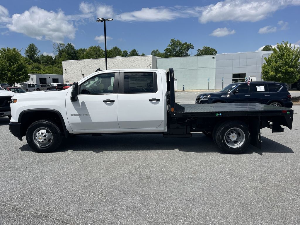 2025 Chevrolet Silverado 3500HD Work Truck photo