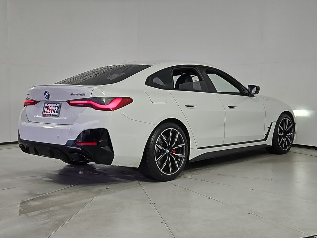 Thumbnail: 2022 BMW 4 Series - 7