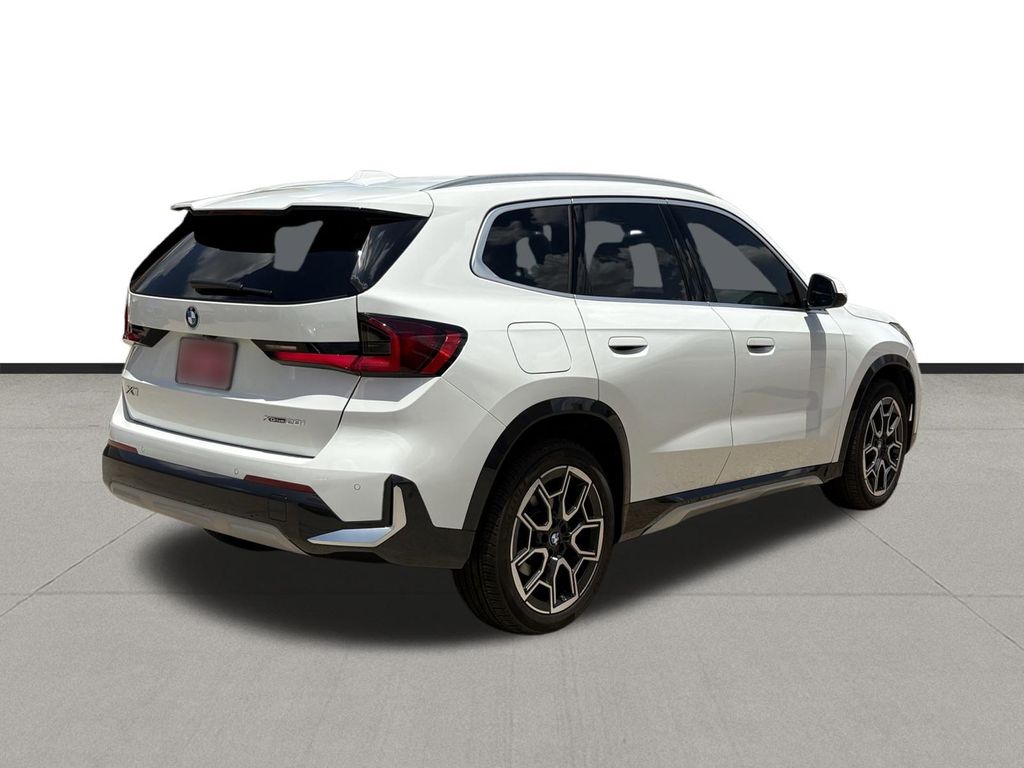 2025 BMW X1 xDrive28i - 4