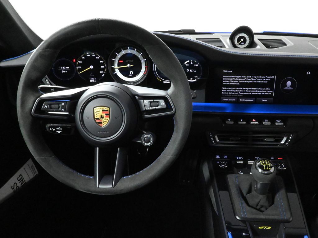 Thumbnail: 2022 Porsche 911 - 15