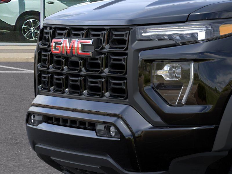 2024 GMC Canyon Elevation 13