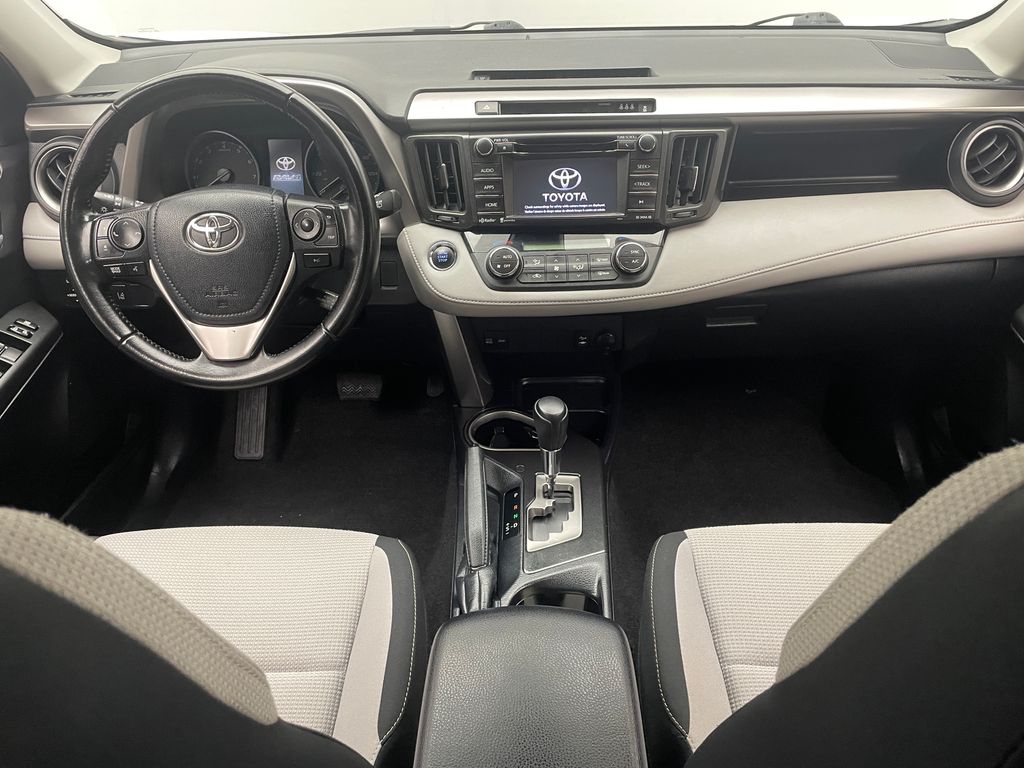 Thumbnail: 2018 Toyota RAV4 - 18