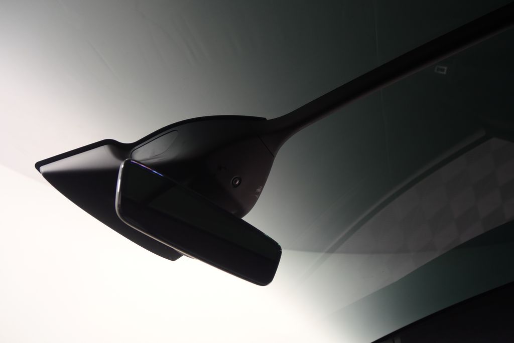 Thumbnail: 2022 Tesla Model X - 22