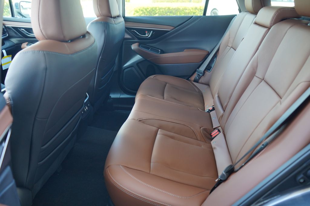 2025 Subaru Outback Touring 7