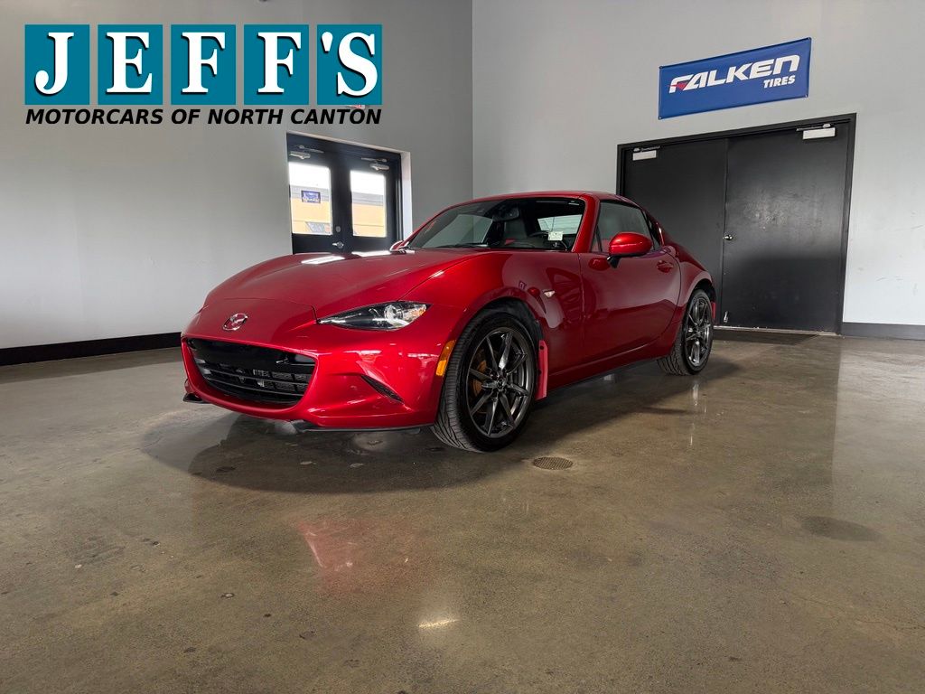  2017 Mazda MX-5 Miata RF Grand Touring RWD   