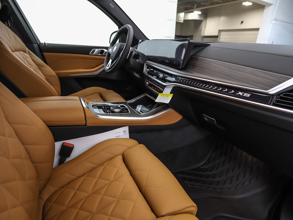 Thumbnail: 2026 BMW X5 - 30