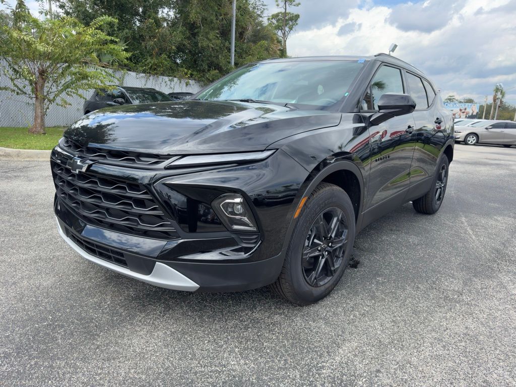 2025 Chevrolet Blazer LT 4