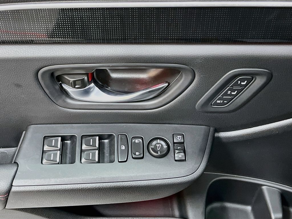 Used 2025 Gray Honda Black Edition image 18