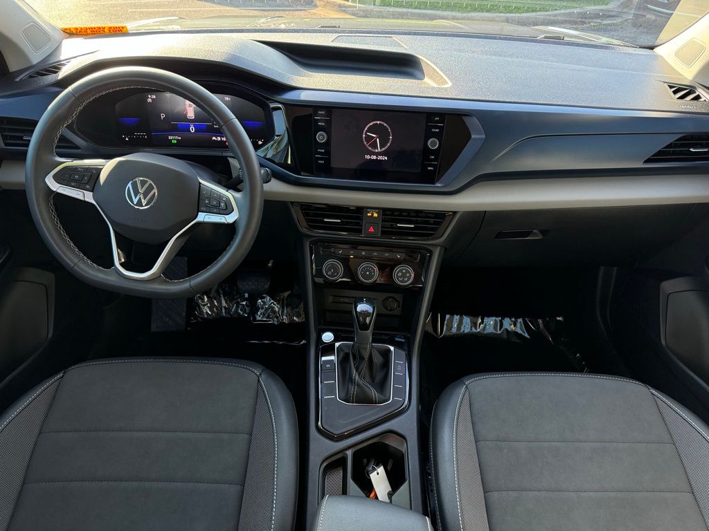 2023 Volkswagen Taos 1.5T SE 23