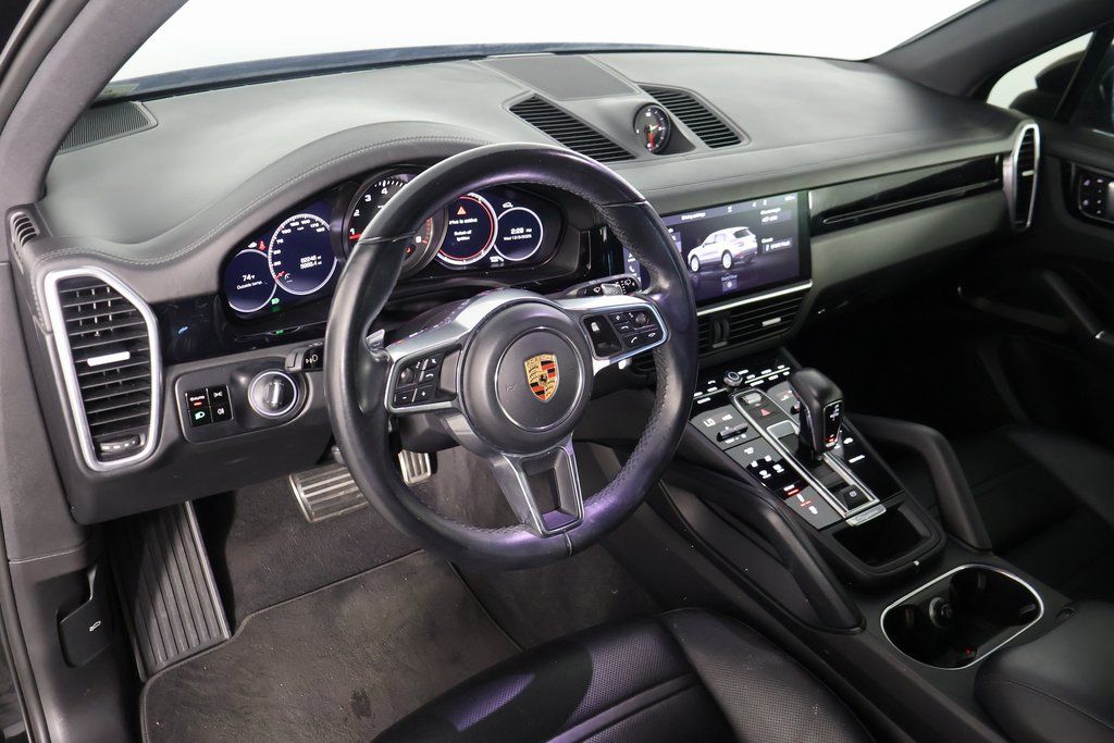 Thumbnail: 2019 Porsche Cayenne - 5
