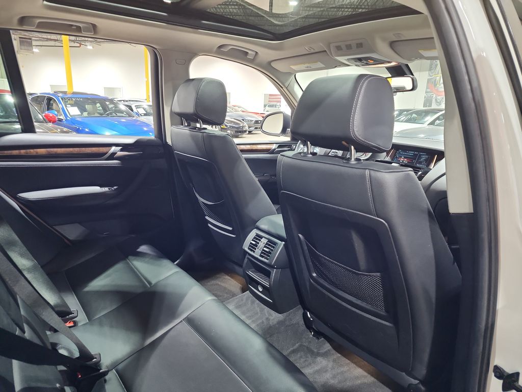 2017 BMW X3 xDrive28i photo