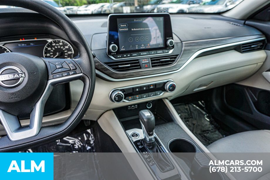 2025 Nissan Altima SV - Photo 32