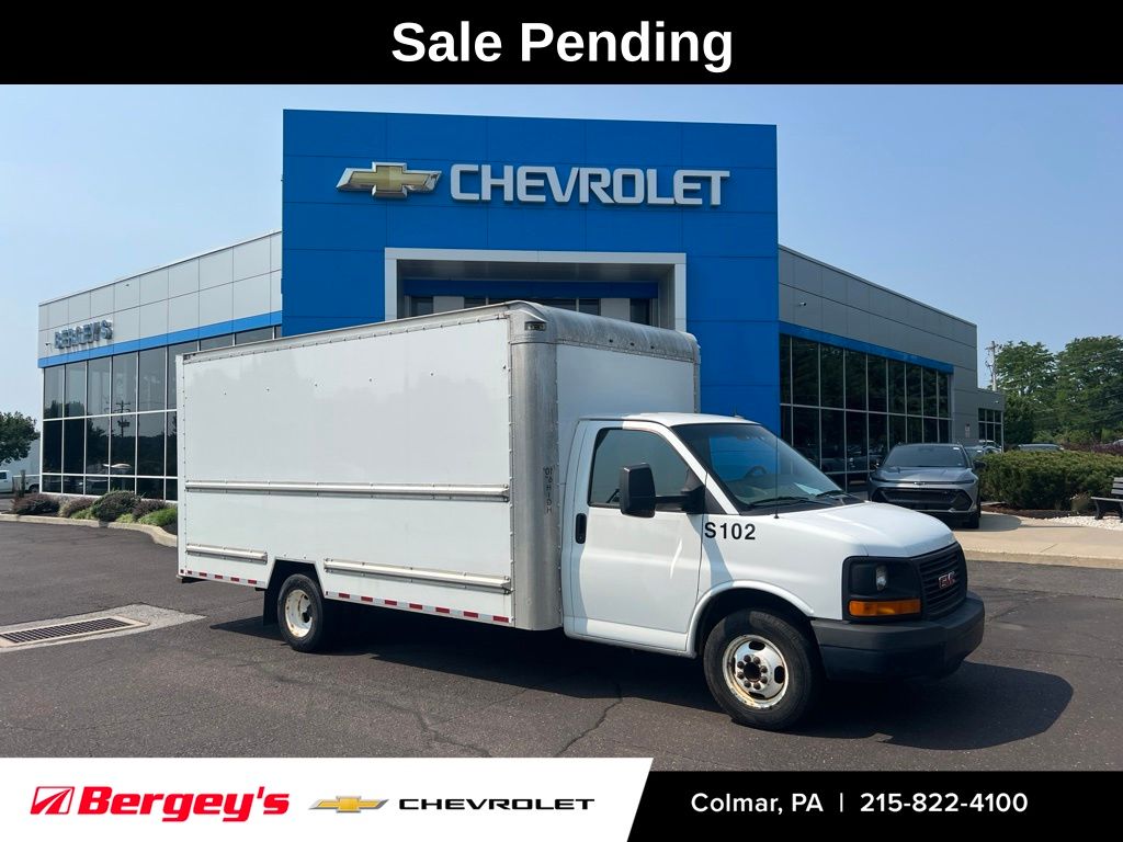 2015 GMC Savana Chassis 3500 177 Cutaway with 1WT RWD