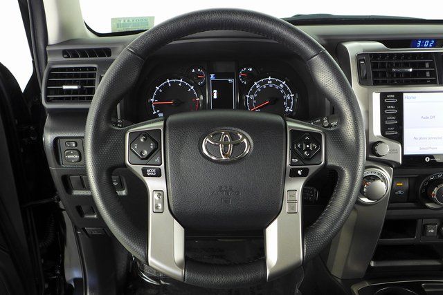 2022 Toyota 4Runner SR5 26