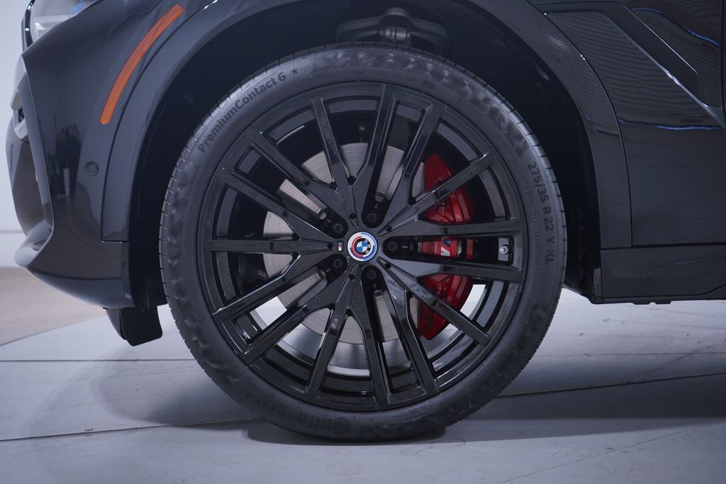 Thumbnail: 2022 BMW X6 - 2
