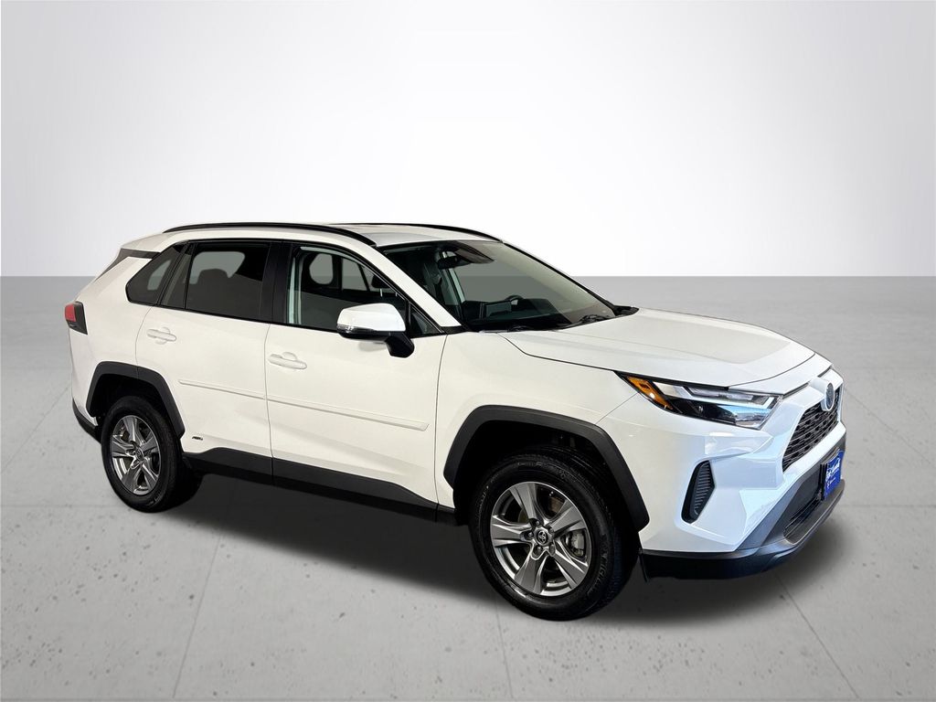2024 Toyota RAV4 Hybrid LE