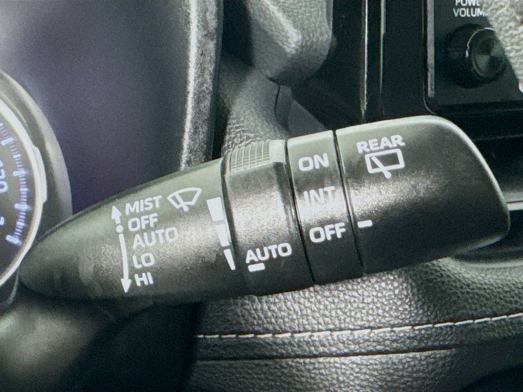 Used Car 2020 Toyota Rav4 Hybrid  Xle For Sale Under $30,000 In Austin, Texas