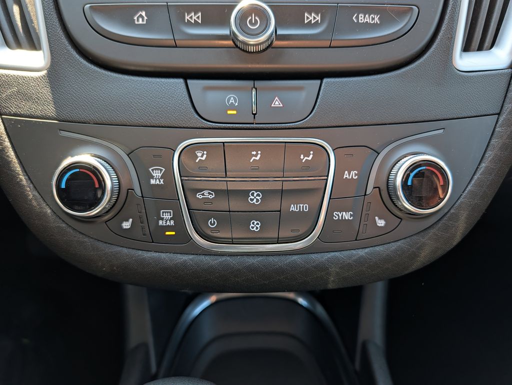 2024 Summit White Chevrolet Malibu LT FWD Sedan