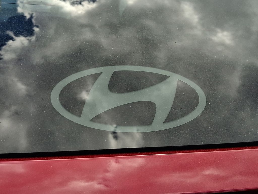 2025 Hyundai Tucson SEL Red at Grove City Ford