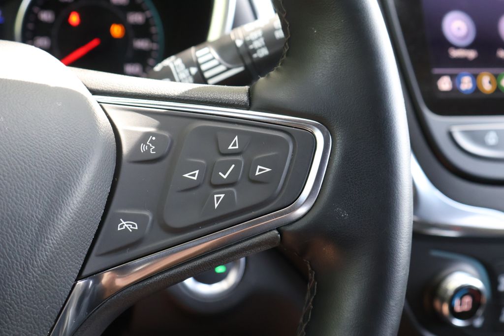 Thumbnail: 2024 Chevrolet Equinox - 32