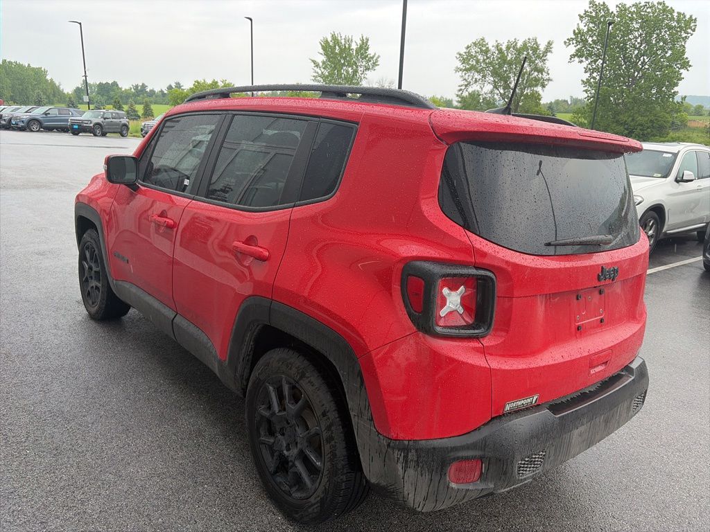 2019 Jeep Renegade — photo 12