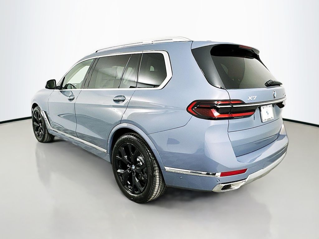 Thumbnail: 2026 BMW X7 - 7