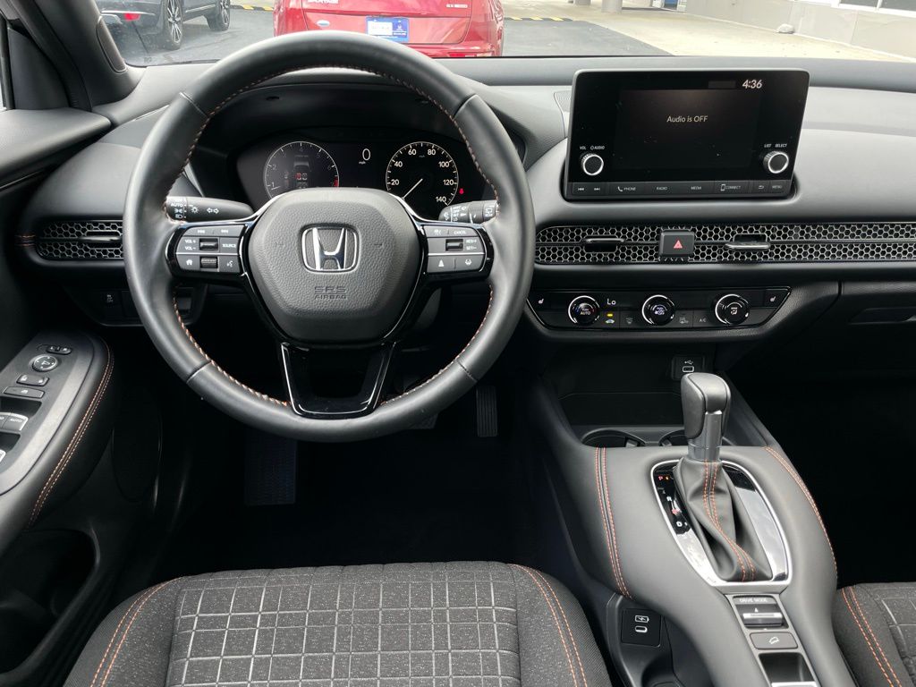 2025 Honda HR-V Sport 11