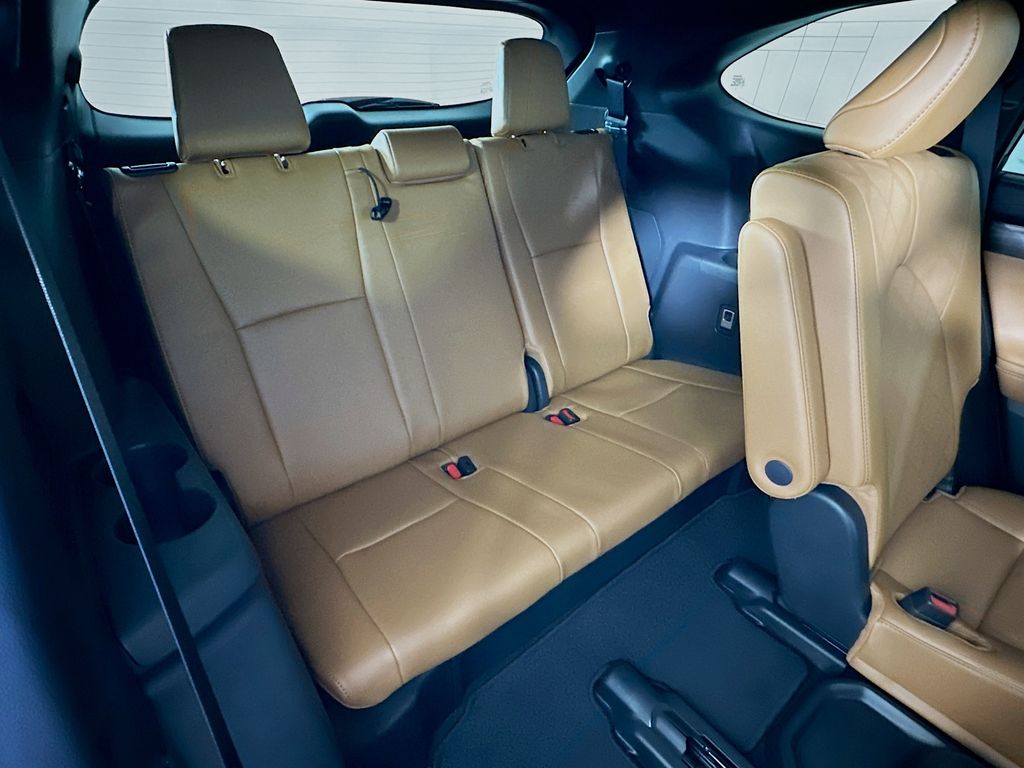 Thumbnail: 2026 Toyota Highlander - 28