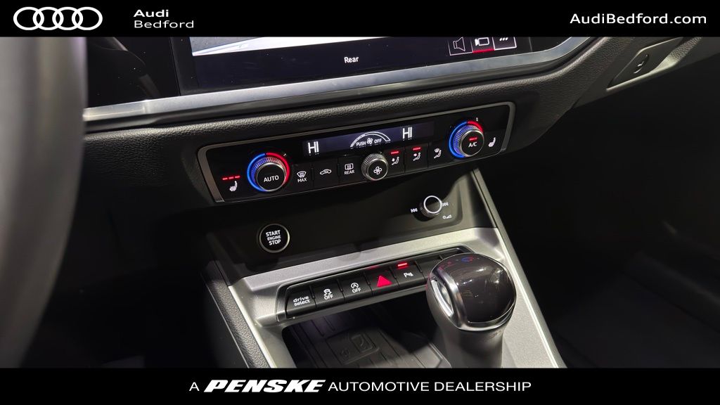 Thumbnail: 2025 Audi Q3 - 16