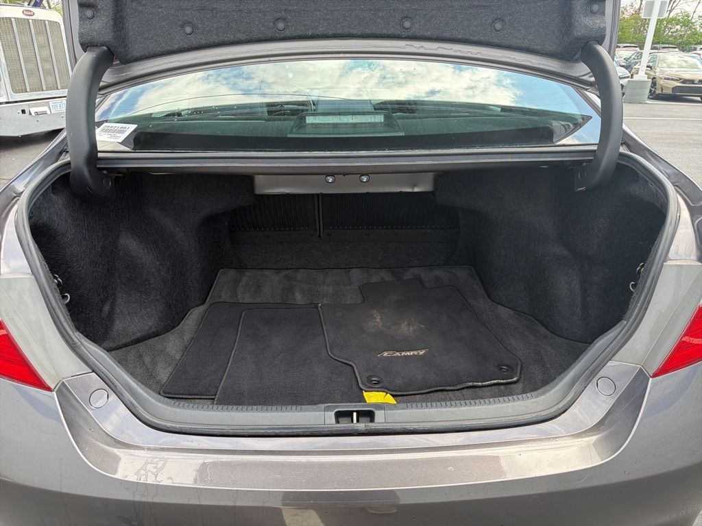 Thumbnail: 2016 Toyota Camry - 21